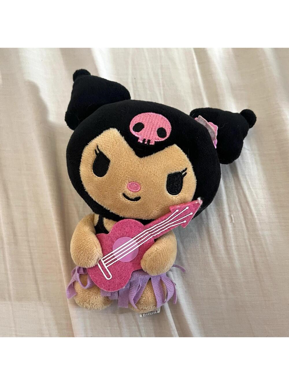 Sanrio Hawaii Exclusive Kuromi Plush Suntan Tanned Hula Ukulele 2021 6 inches